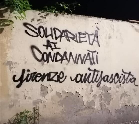 Solidarietà agli/alle Antifà - Firenze Antifascista contro fascisti, polizia e tribunali.